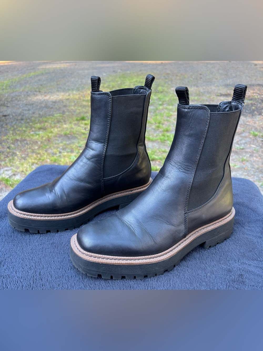 Women’s Sam Edelman Laguna Waterproof Lug Sole Chelsea Boots Size 7.5M